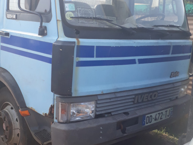 Iveco Zeta, Camions - Autobus, Conakry