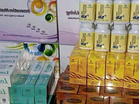 Différents Cosmétiques Longrich, Parfumerie - Cosmétique, Conakry
