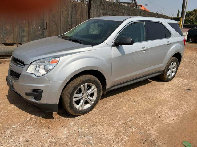 Chevrolet Equinox, Voitures, Conakry
