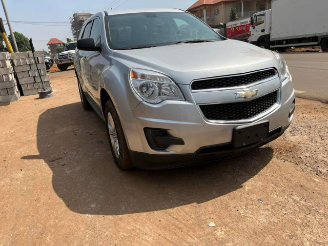 Chevrolet Equinox, Voitures, Conakry