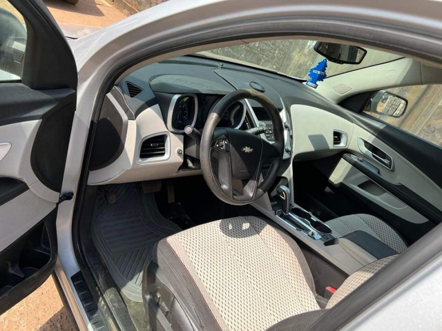 Chevrolet Equinox, Voitures, Conakry