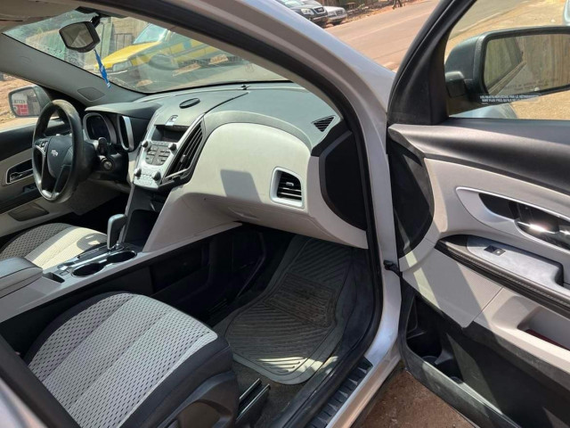 Chevrolet Equinox, Voitures, Conakry