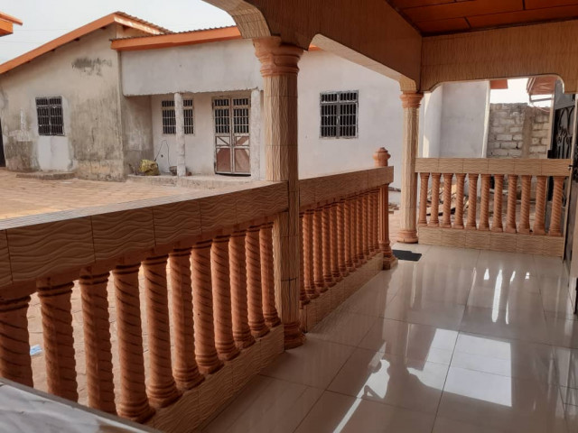 Maison à Fassia, Maisons, Coyah