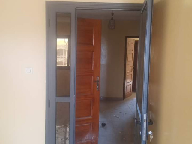 Différents Appartements à Lambanyi, Appartements, Conakry