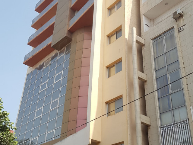 Bâtiment à Almamya, Locaux Commerciaux, Conakry