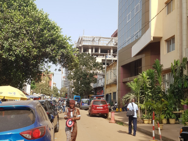 Bâtiment à Almamya, Locaux Commerciaux, Conakry