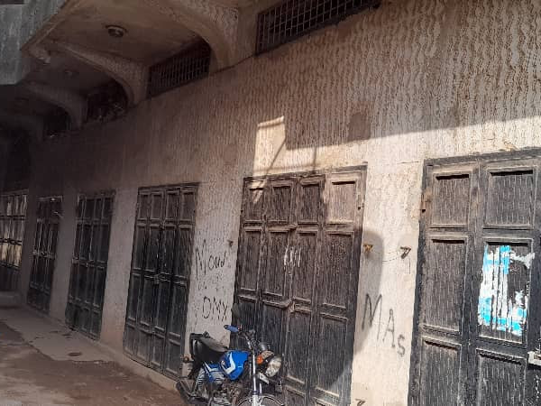 Bâtiment à Madina, Locaux Commerciaux, Conakry