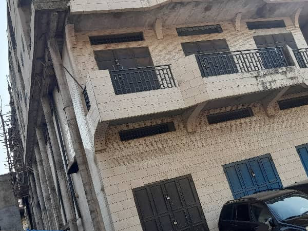 Bâtiment à Madina, Locaux Commerciaux, Conakry