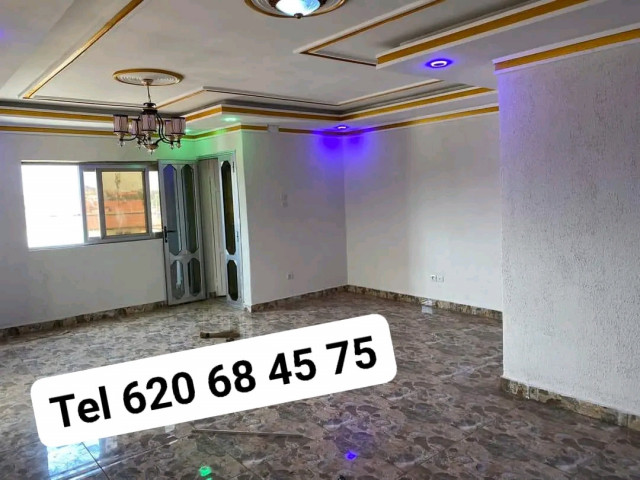 Différents Appartements à Cosa, Appartements, Conakry