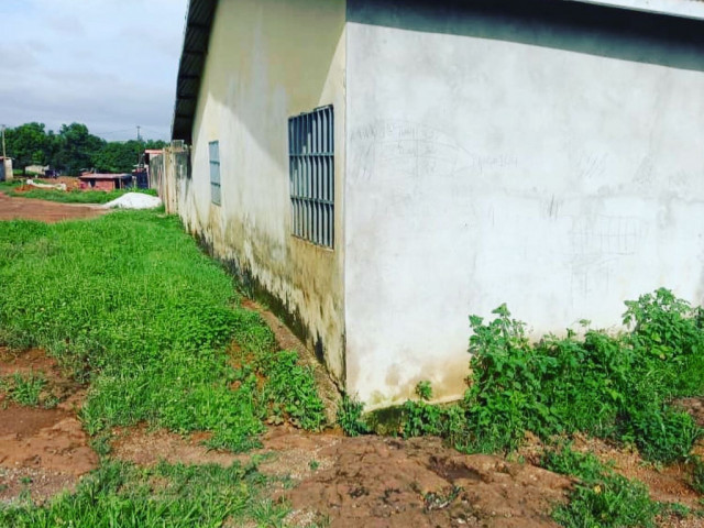 Bâtiment à Kagbelen, Locaux Commerciaux, Conakry
