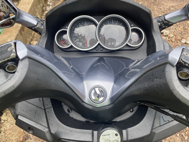 SYM GTS 250i, Motos - Scooters, Conakry