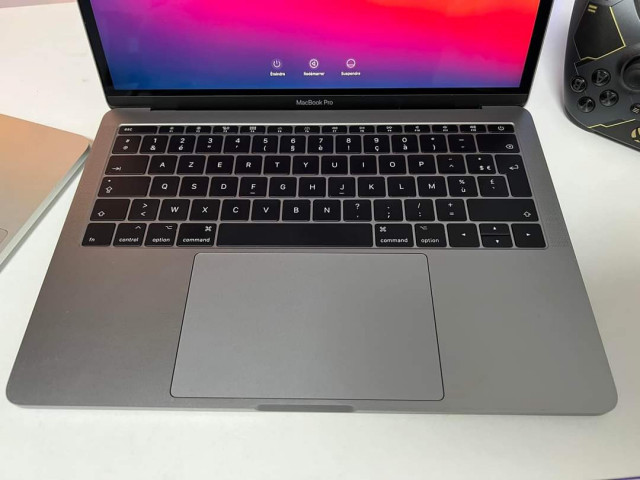 Apple MacBook Pro, Ordinateurs - Moniteurs, Conakry