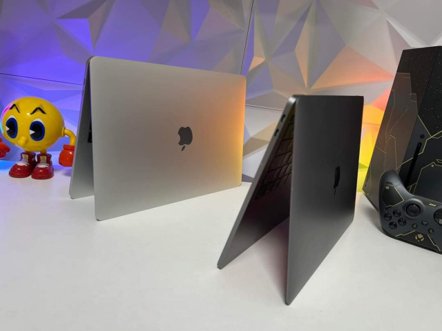 Apple MacBook Pro, Ordinateurs - Moniteurs, Conakry