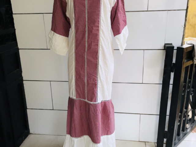 Différents Djelabas, Vêtements, Conakry