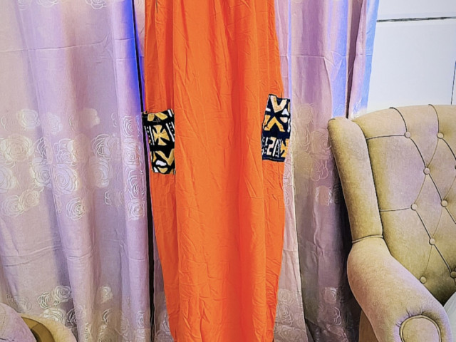 Différents Djélabas, Vêtements, Conakry