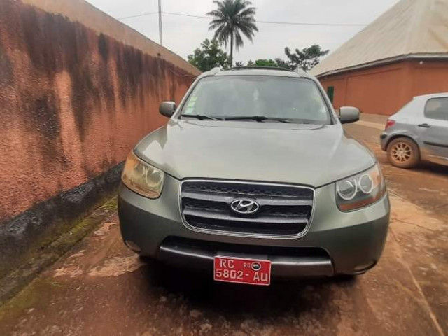 Hyundai Santa Fe, Voitures, Kindia