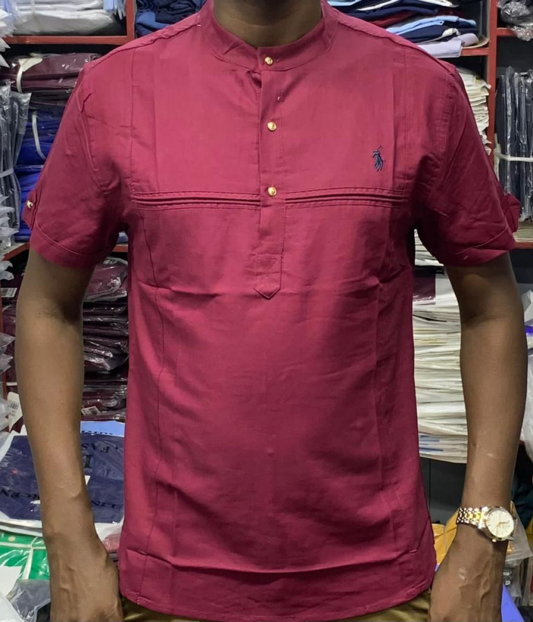 Différents Vêtements, Vêtements, Conakry