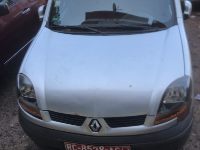 Renault Kangoo, Voitures, Conakry