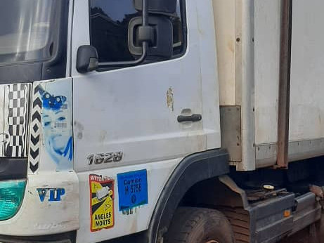 Mercedes-Benz Actros, Camions - Autobus, Conakry