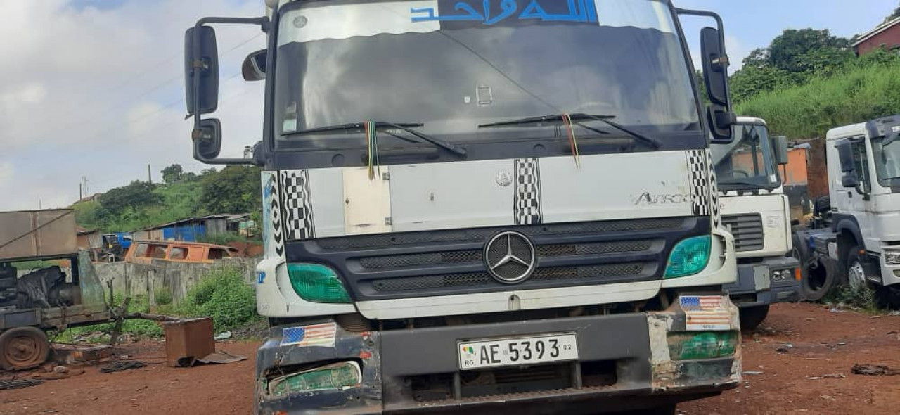 Mercedes-Benz Actros, Camions - Autobus, Conakry