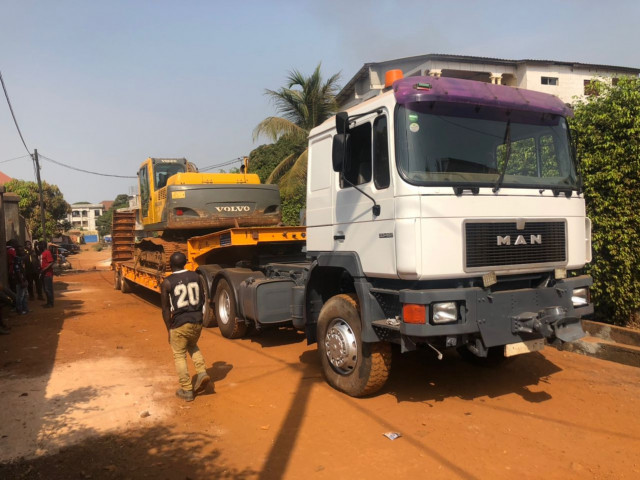Camion MAN F2000, Camions - Autobus, Conakry