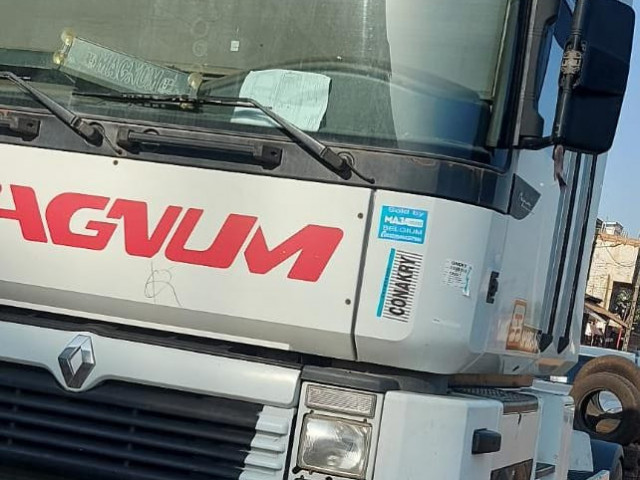 Renault Magnum 430, Remorques - Conteneurs, Conakry
