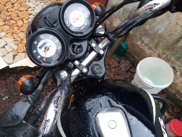 Moto TVS HLX 125, Motos - Scooters, Conakry