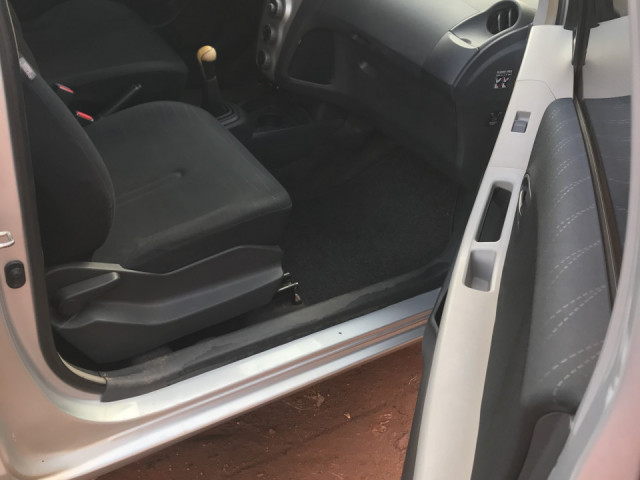 Toyota Yaris, Voitures, Siguiri