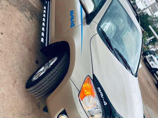 Toyota RAV4, Voitures, Mali
