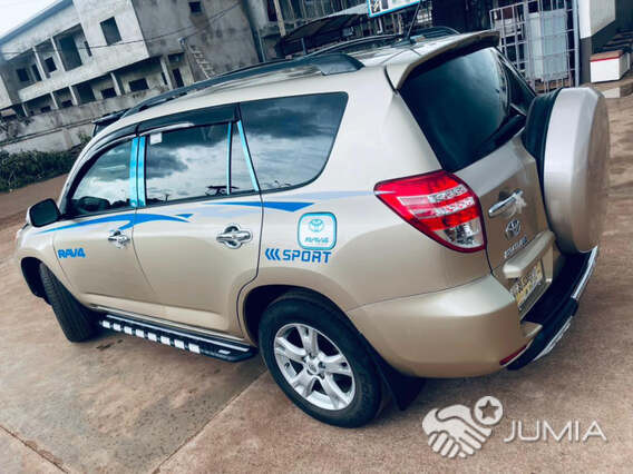 Toyota RAV4, Voitures, Mali
