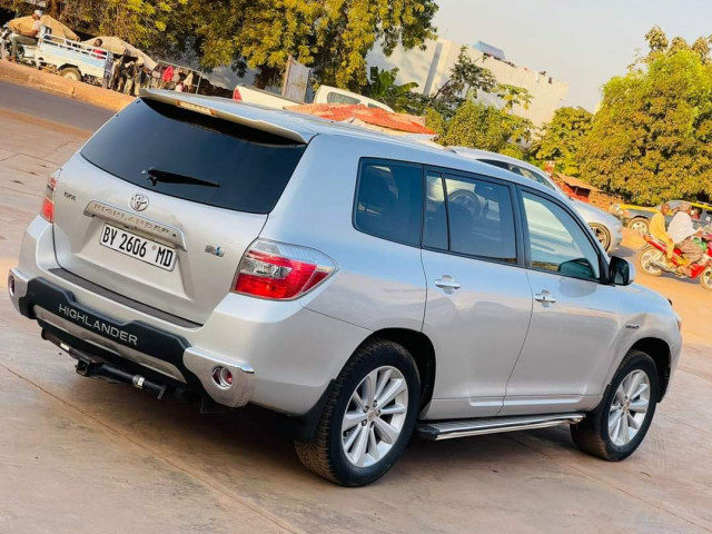 Toyota Highlander, Voitures, Mali