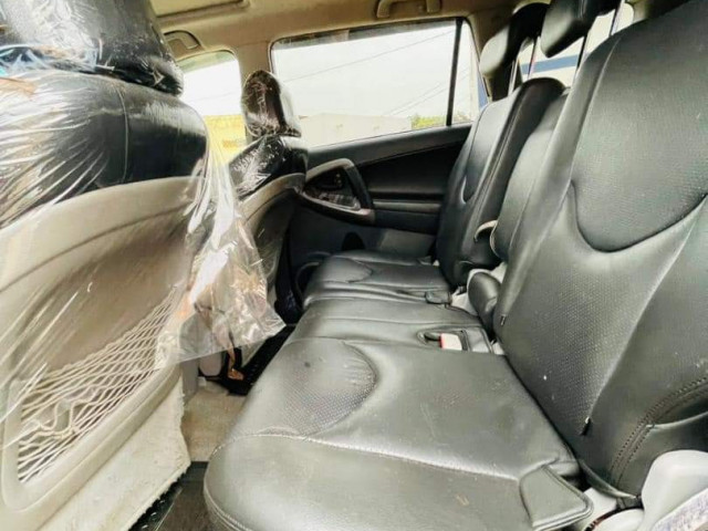 Toyota RAV4, Voitures, Mali