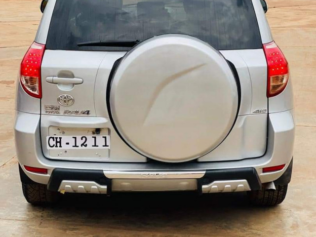 Toyota RAV4, Voitures, Mali