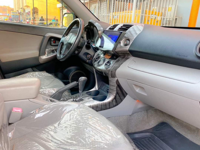 Toyota RAV4, Voitures, Mali
