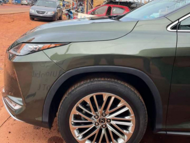 Lexus RX, Voitures, Mali