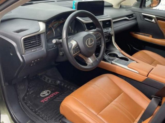 Lexus RX, Voitures, Mali