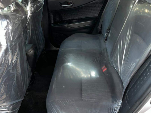 Toyota CH-R, Voitures, Mali
