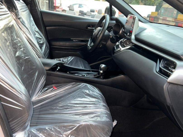 Toyota CH-R, Voitures, Mali