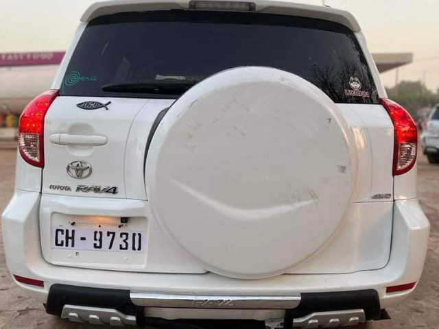 Toyota RAV4, Voitures, Mali