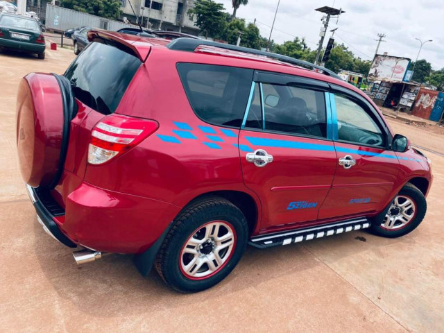 Toyota RAV4, Voitures, Mali