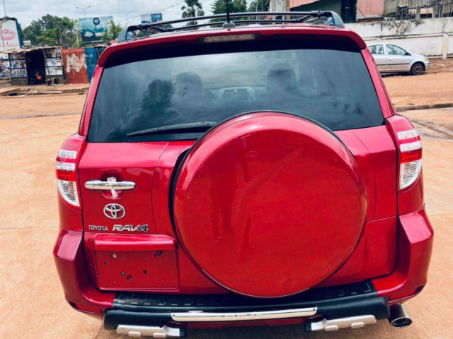 Toyota RAV4, Voitures, Mali