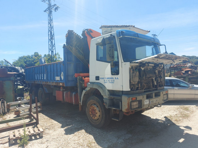 Iveco EuroTrakker, Camions - Autobus, Labé