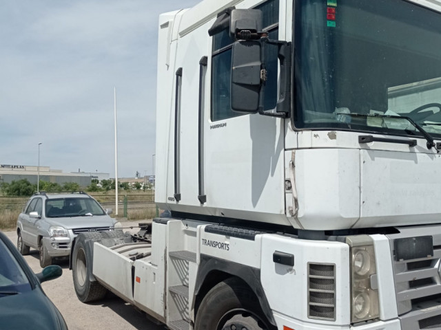 Renault AE/Magnum, Camions - Autobus, Labé
