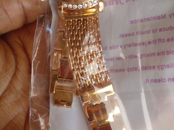 Différents Bijoux, Bijoux - Montres, Conakry