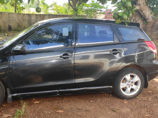 Toyota Matrix, Voitures, Kindia