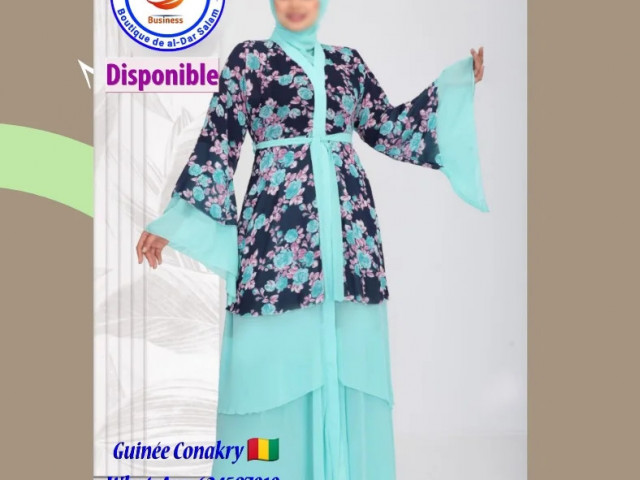 Différents Abayas, Vêtements, Conakry