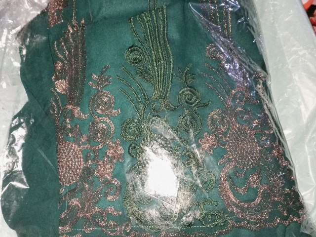 Différents Abayas, Vêtements, Conakry