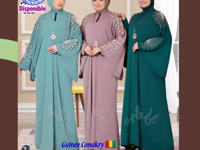 Différents Abayas, Vêtements, Conakry