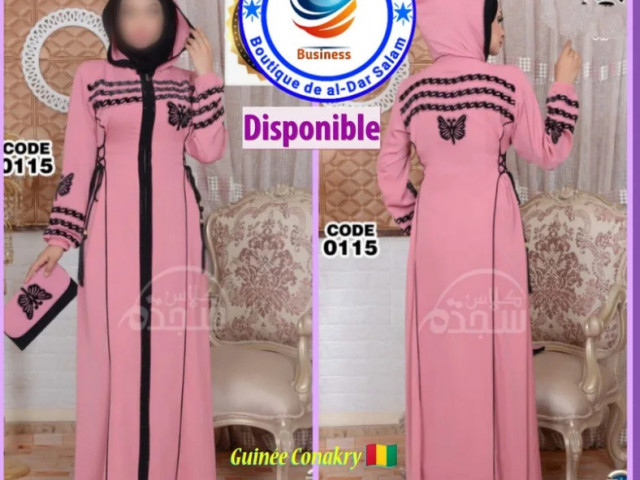 Différents Abayas, Vêtements, Conakry