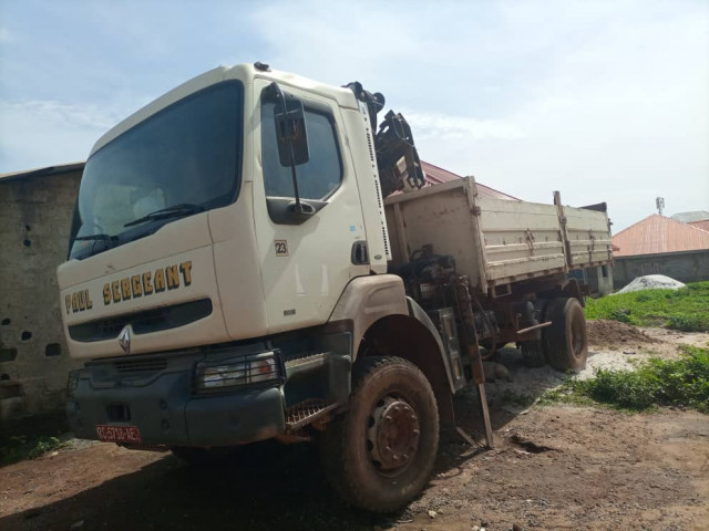 Renault Midlum, Camions - Autobus, Conakry